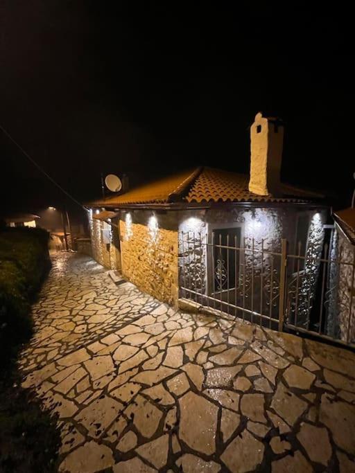 Dandy Villas Dimitsana - A Family Ideal Charming Home In A Quaint Historic Neighborhood - 2 Fireplaces For Romantic Nights Exterior foto